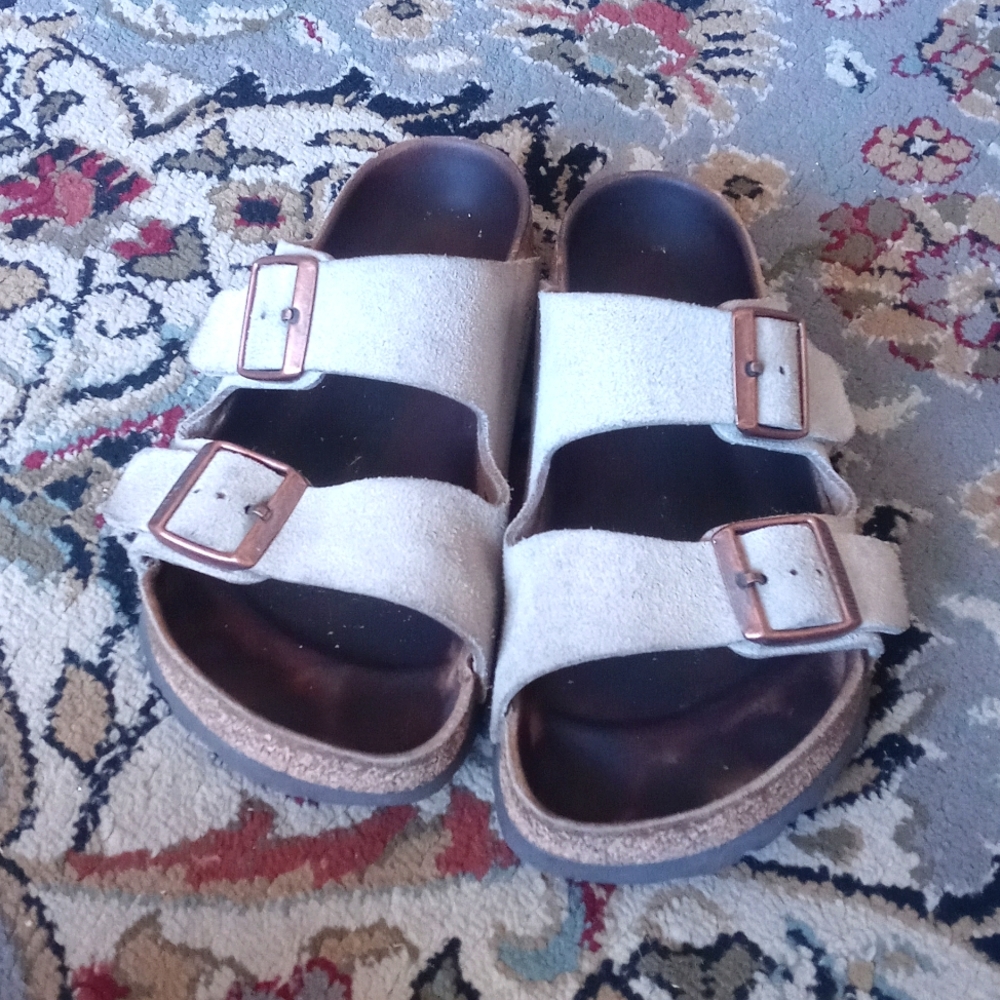 USED Birkenstock Arizona 37 Regular/Wide Taupe